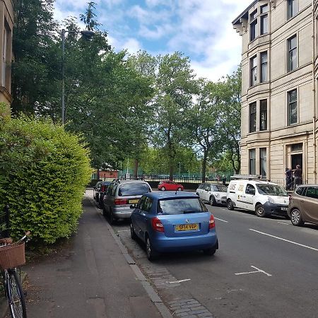Bentinck Street Ground Floor Apartment Glasgow Extérieur photo